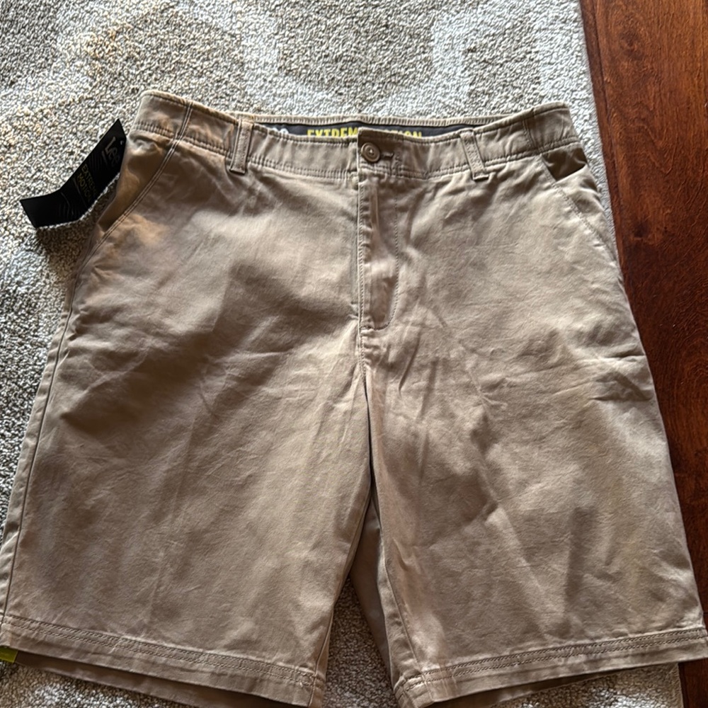 Lee Tan Flat Front Shorts Relaxed Fit